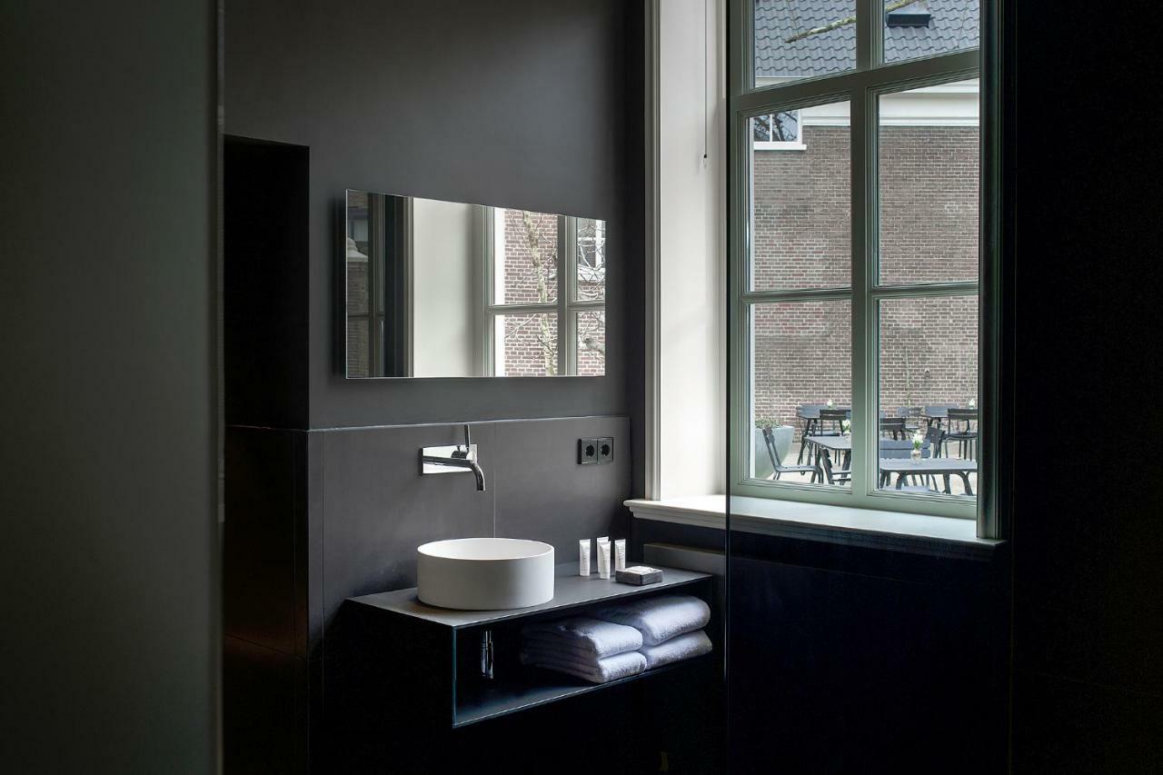 Kazerne Hotel - Member Of Design Hotels Eindhoven Exteriör bild